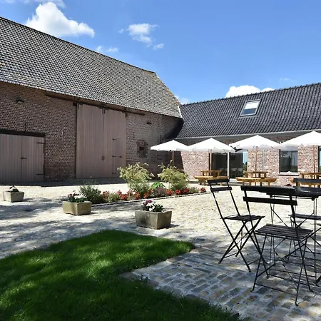 Spacious With Pond In Poperinge * Roesbrugge-Haringe