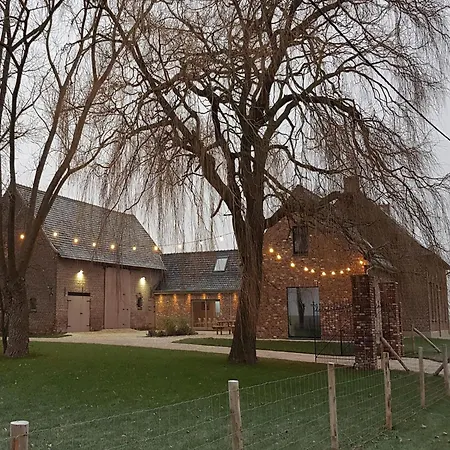 Casa vacanze Spacious With Pond In Poperinge Roesbrugge-Haringe