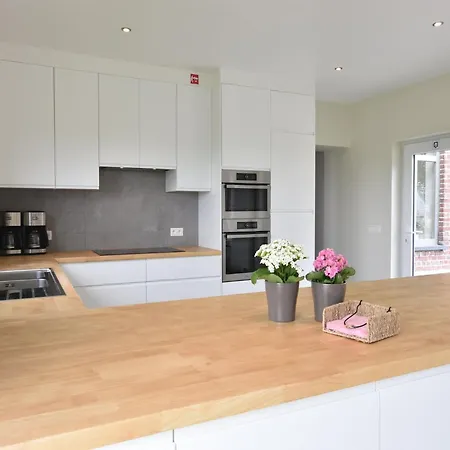 Spacious With Pond In Poperinge *